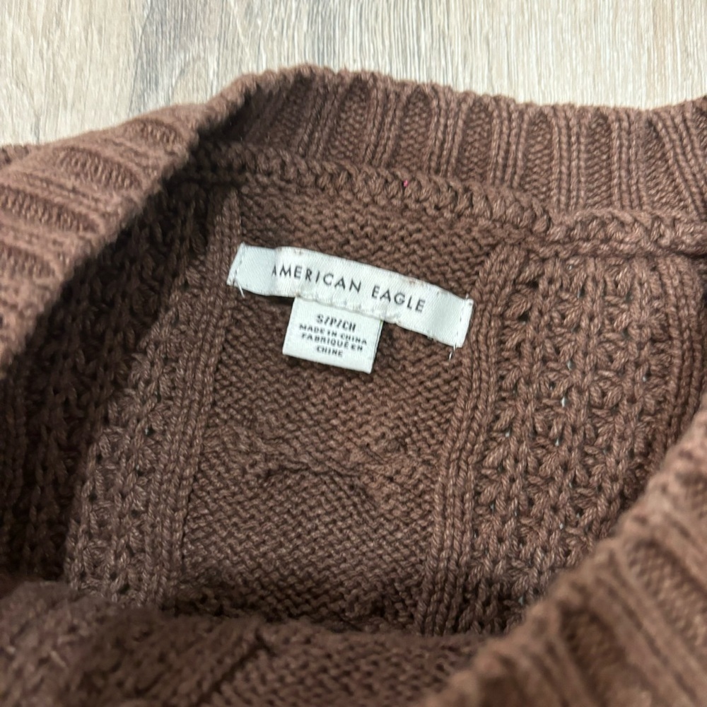 American Eagle Brown Knit Chunky Sweater - Picture 3 of 4